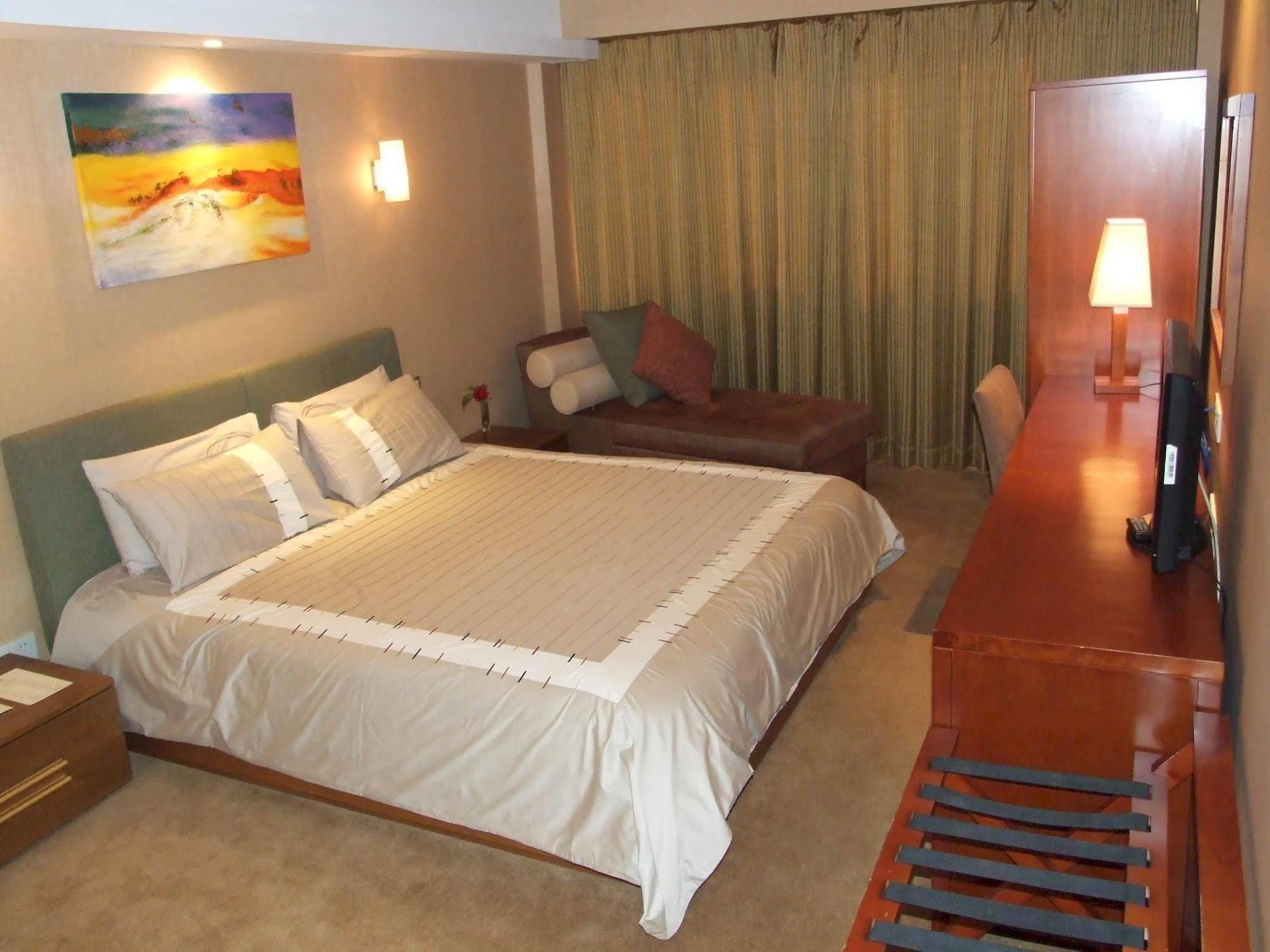 Radius International Hotel Swan Xangai Exterior foto